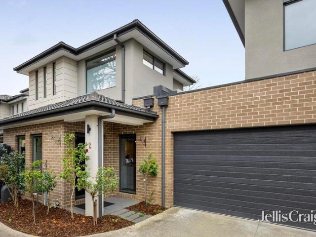 Contemporary townhouse living with space, style and exceptional convenience