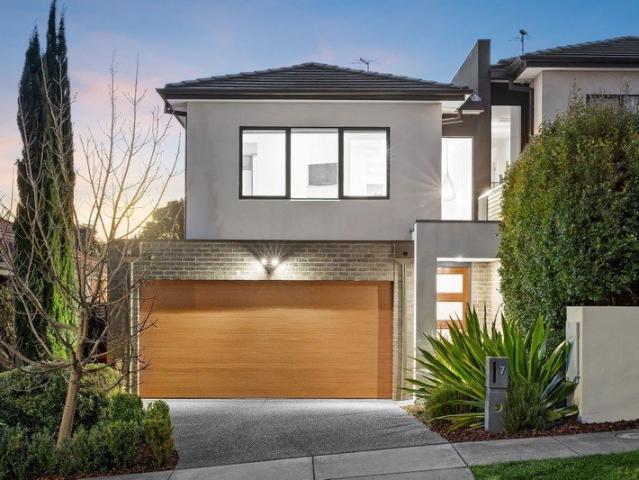 Contemporary Townhouse Living with Space, Style & Seamless Entertaining