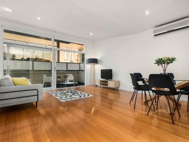 Contemporary Townhouse Living with Three Private Terraces