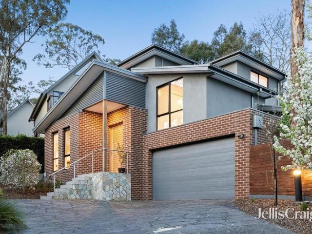 Contemporary Townhouse Living in a Leafy Eltham Setting