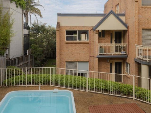 Contemporary Townhouse with House Like Proportions