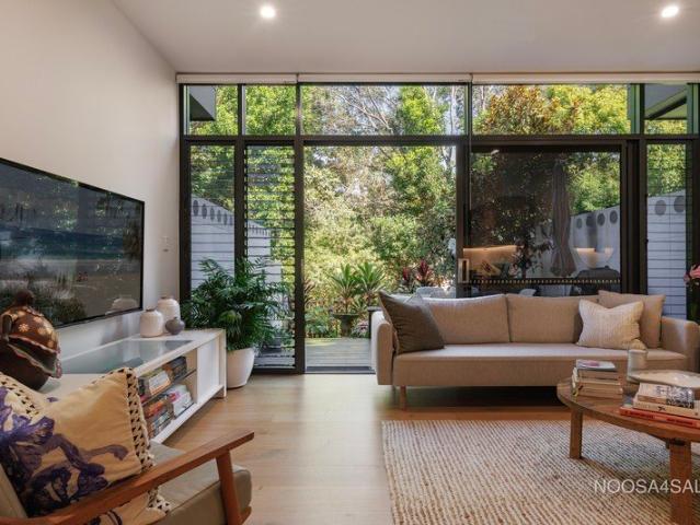 Contemporary Townhouse