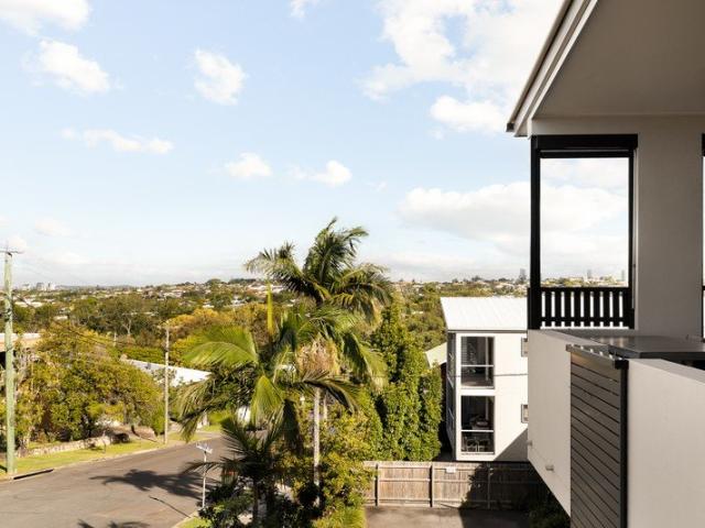 Contemporary Top Floor Living in a Boutique Complex of Just Nine
