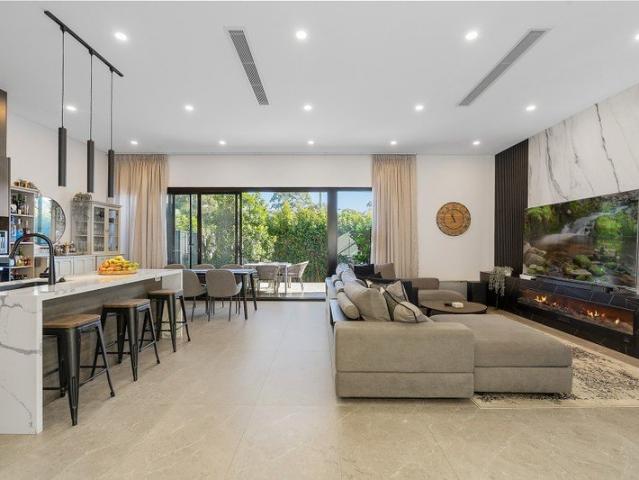 Contemporary Torrens Title Living in a Prime Ryde Setting