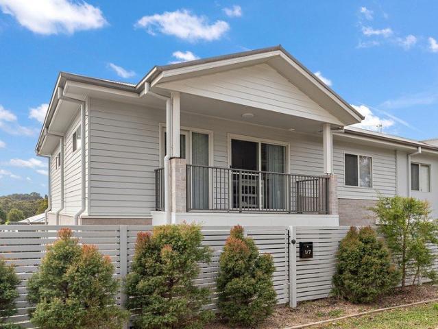 Contemporary Torrens Title Living with Space, Style & Convenience
