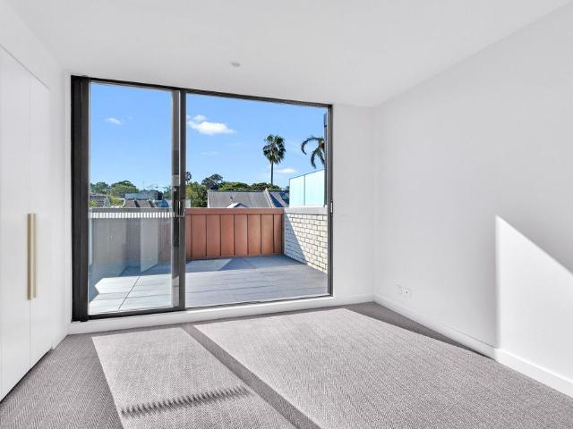 Contemporary Torrens Title luxury home