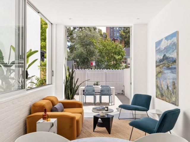 Contemporary terrace / light filled interiors / inspired outdoor living