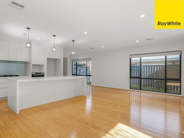 Contemporary Throsby Masterpiece