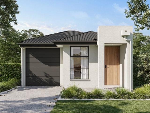 Contemporary Turn Key Living in a Sought After Tranmere Location