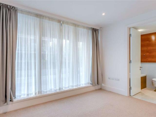 Contemporary two bedroom apartment in CB2