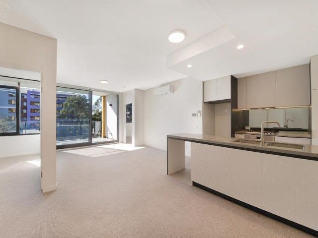 Contemporary Two Bedroom Apartment in the Heart of Waitara