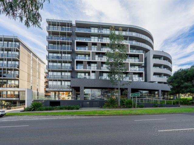 Contemporary Two Bedroom Apartment in the Heart of Polaris
