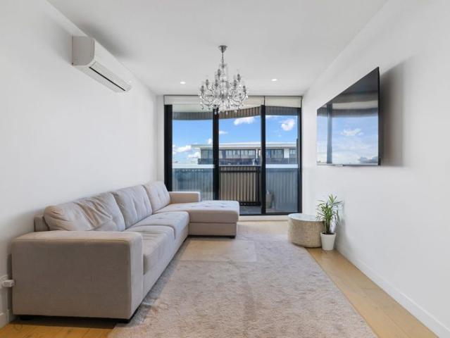 Contemporary Two Bedroom Apartment in the Heart of Preston