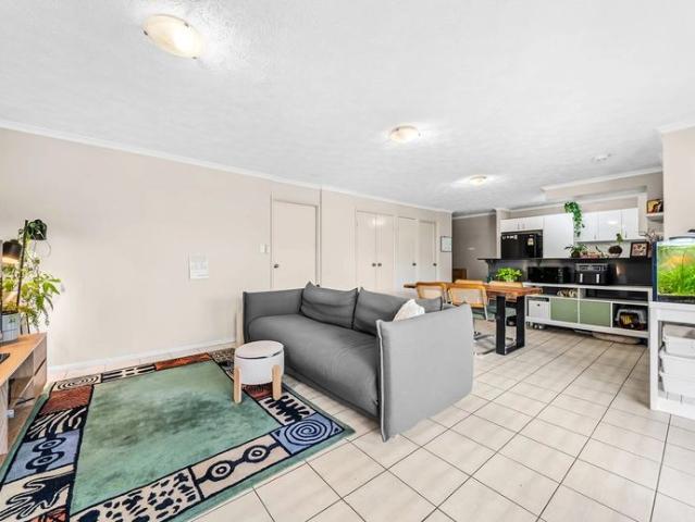 Contemporary Two Bedroom Apartment with Private Balcony!