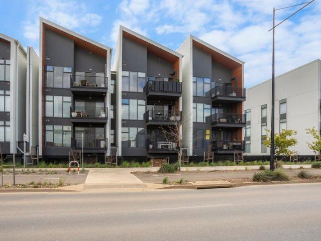 Contemporary Two Bedroom Living With Secure Parking