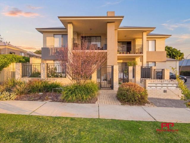 Contemporary Two Bedroom Living with Two Private Ensuites
