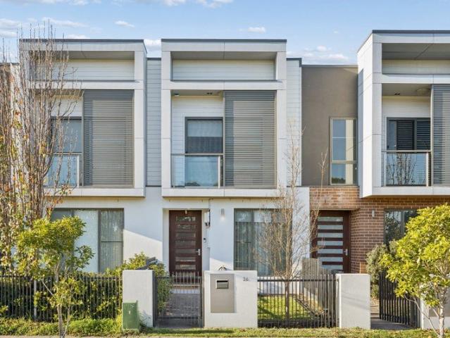 Contemporary Two Bedroom Townhouse with Stylish Finishes