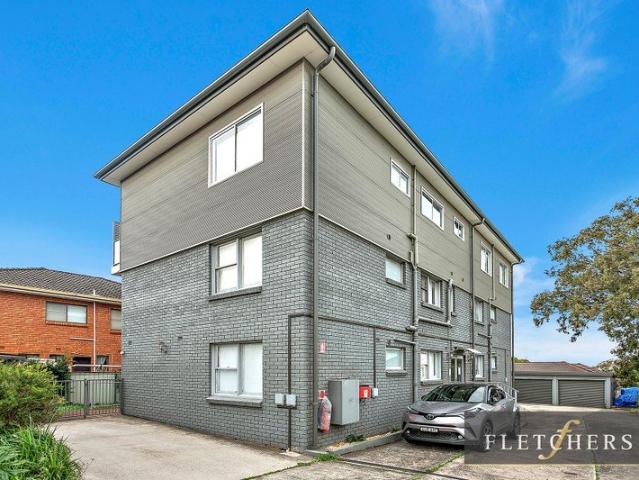 Contemporary Two Bedroom Unit