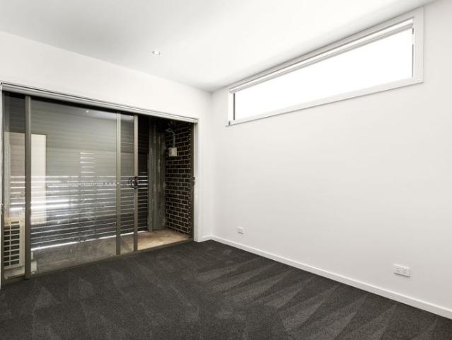 Contemporary two bedroom unit in prime location