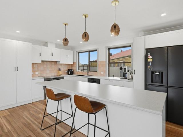 Contemporary updates and abundant parking
