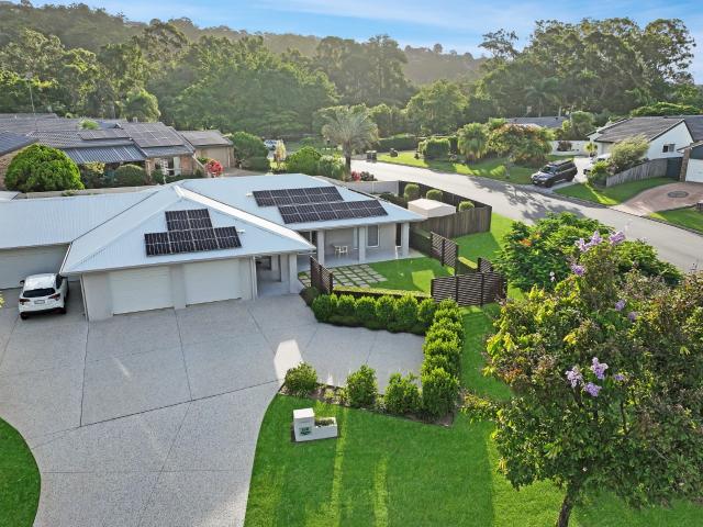 Contract crashed this is your opportunity to secure this prime residence!