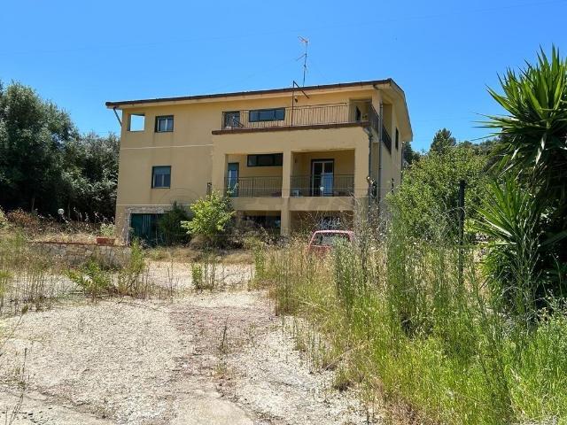 contrada cacciagalline snc 17 vani 360mq