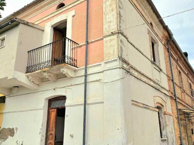 Contrada da Cona 29 5 vani 86mq