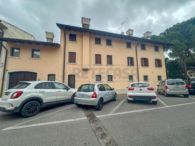 Contrada Garibaldi 2 11 vani 275mq