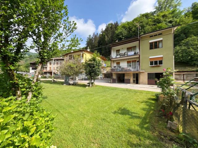 Contrada Maso Fondi 41 8 vani 200mq