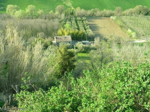 Contrada Montecamauro 8 vani 400mq