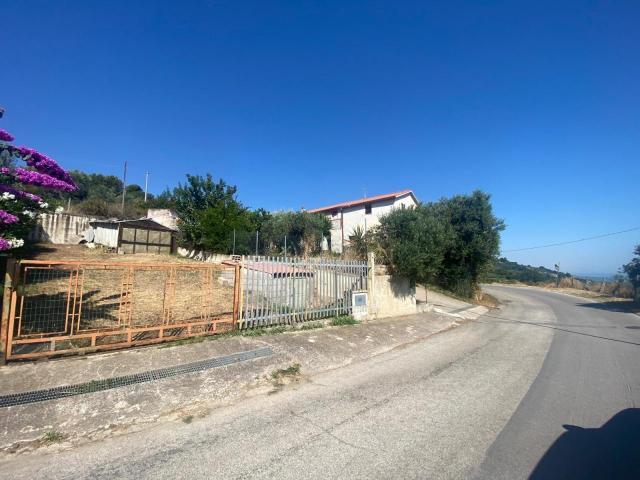 Contrada Stagliano quadrilocale 90mq