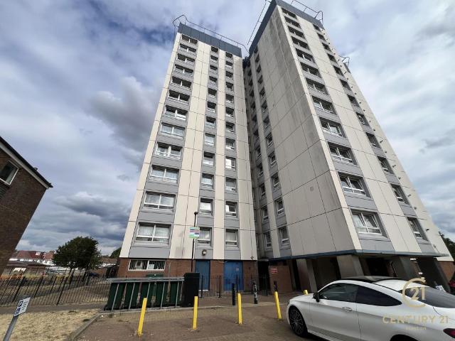 Convent Way, SOUTHALL UB2 2 bed flat to rent £1,850 pcm £427 pw