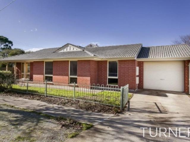 Conventional Style 3 Bedroom Home in Popular Area