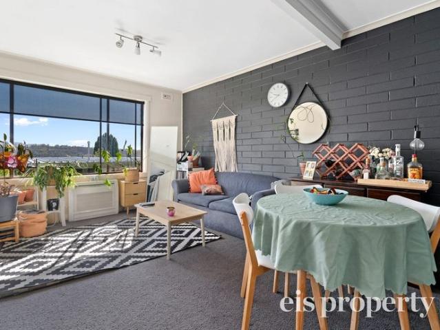 Convenient North Hobart Living