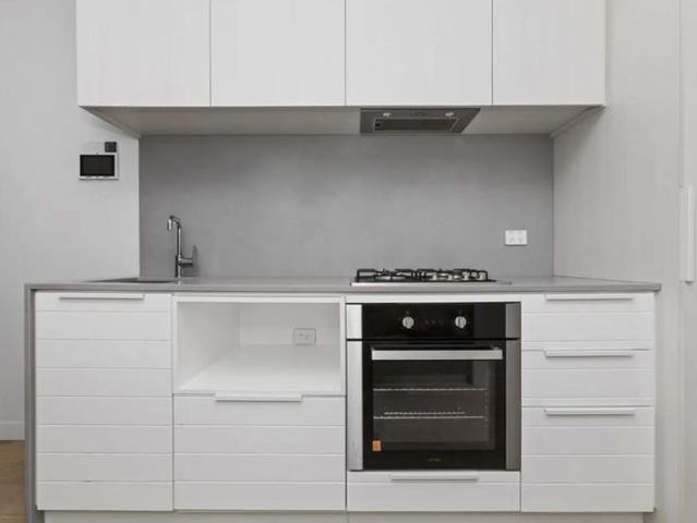 Convenient One Bed with Study Apartment in Prosper Parkside