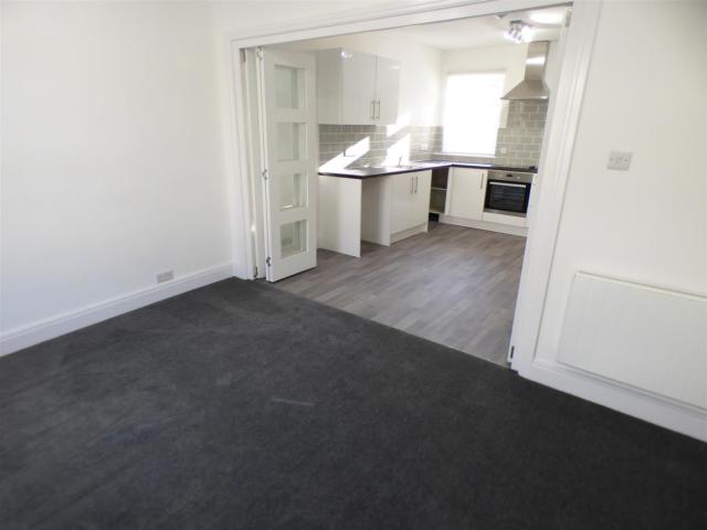 Convenient One Bedroom First Floor Flat on Plumstead Common Road