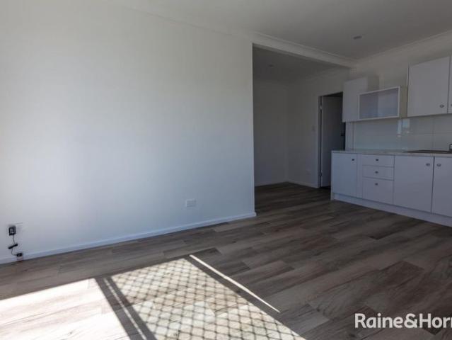 Convenient One Bedroom Unit with Lake Views Water Usage Included