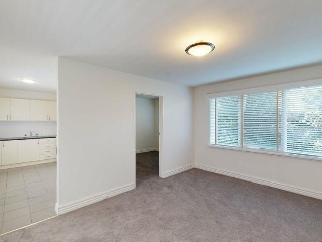 CONVENIENT & AFFORDABLE ONE BEDROOM APARTMENT