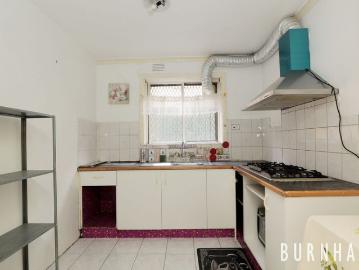 Convenient and Central Apartment Living