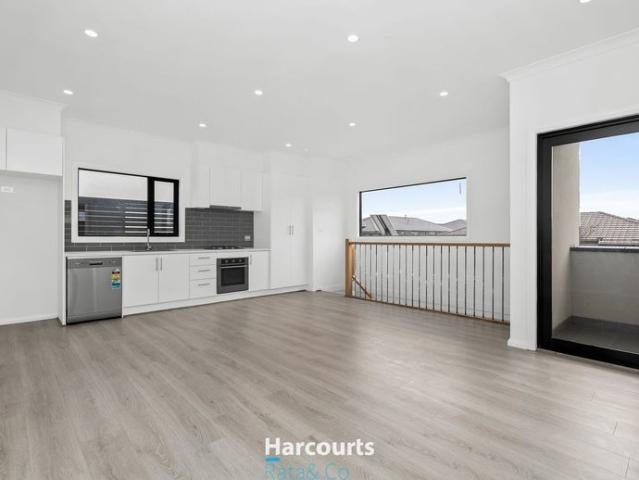 Convenient and Easy Living in Cloverton