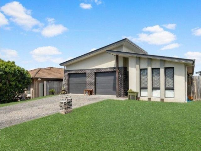 Convenient and modern home in the heart of Dakabin