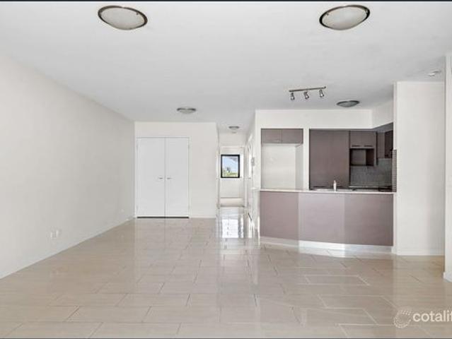 Convenient Apartment Living in the Heart of Sandgate