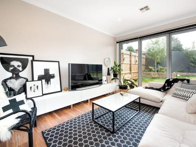 Convenient Camberwell Location