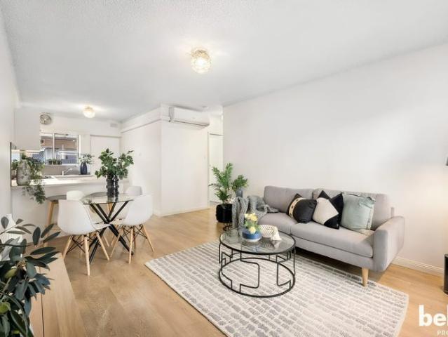 Convenient City Fringe Living Between the CBD & Coast