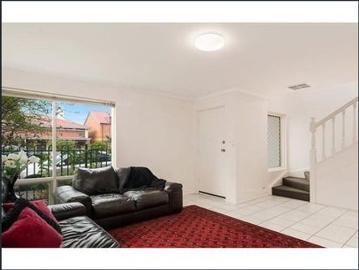 Convenient City Living in a Peaceful CBD Fringe Location