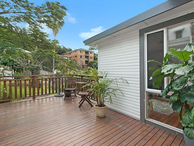 Convenient Coastal Living in the Heart of Tweed Heads