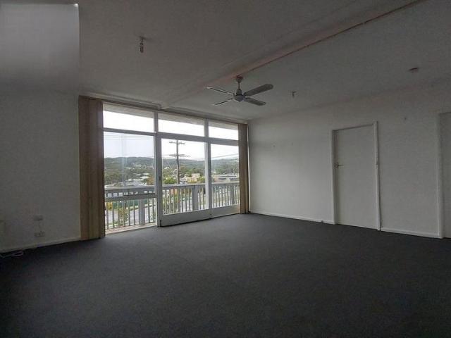 Convenient Coastal Living in the Heart of Bateau Bay Upstairs Unit