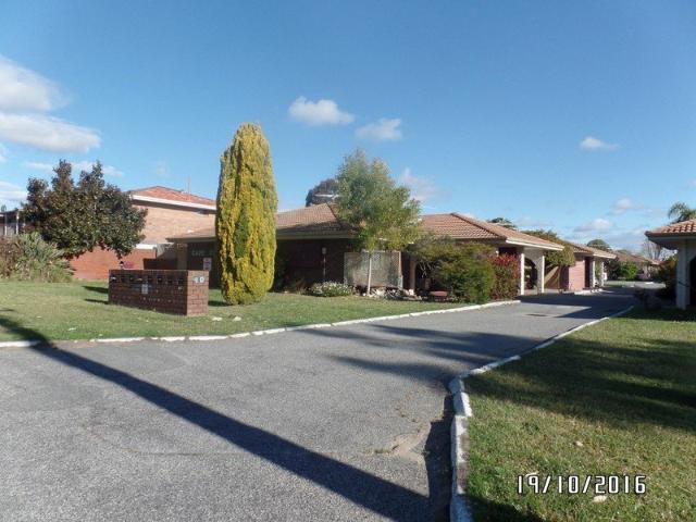 Convenient, Comfortable & Easy Care Villa