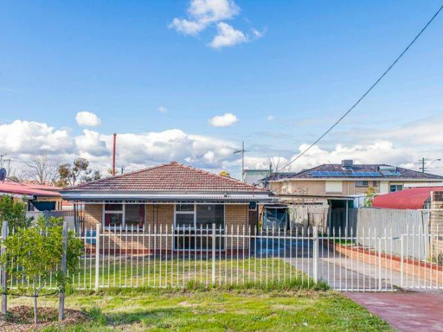 Convenient, Comfortable & Low Maintenance Living!