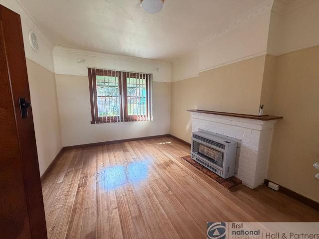 Convenient & Comfortable Two Bedroom Home